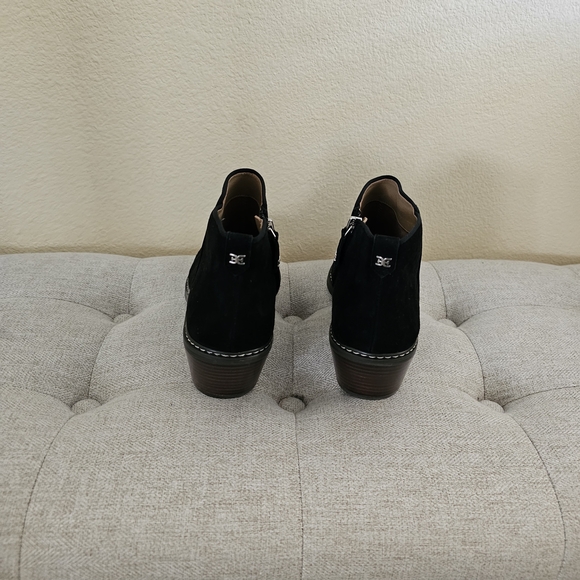 Sam Edelman Booties - Picture 2 of 4